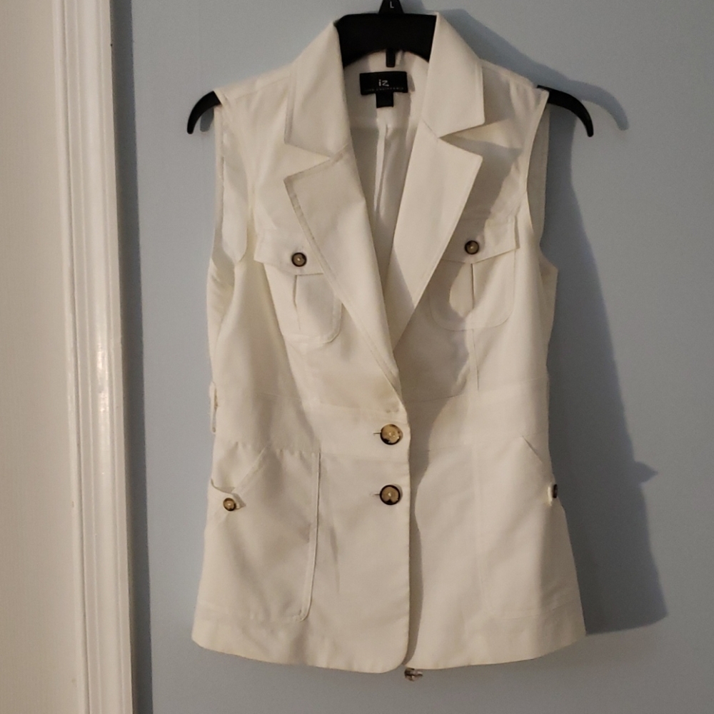 A white vest